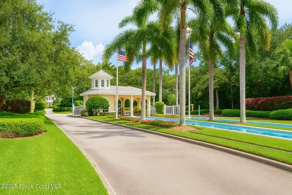 1510 Oak Harbor Boulevard #208, Vero Beach, FL 32967