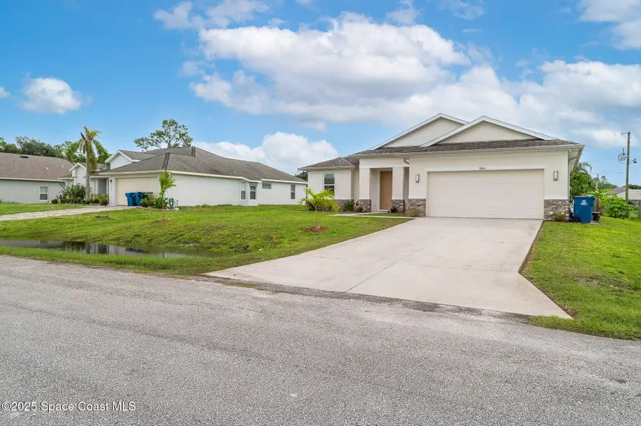 1866 Fairlight Street Nw, Palm Bay, FL 32907 - Image #3