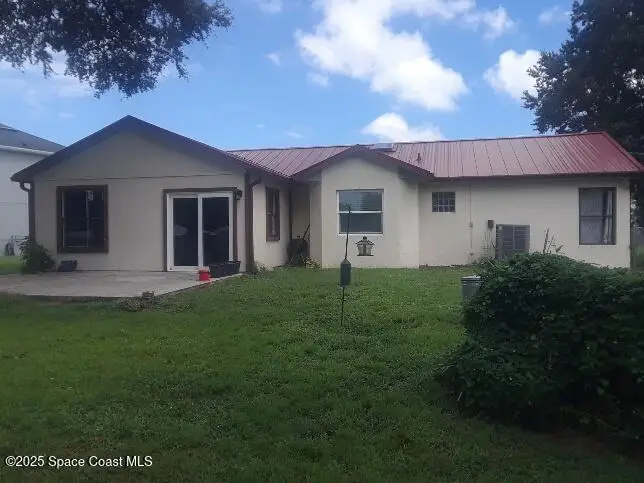 282 Velvet Avenue Ne, Palm Bay, FL 32907 - Image #2