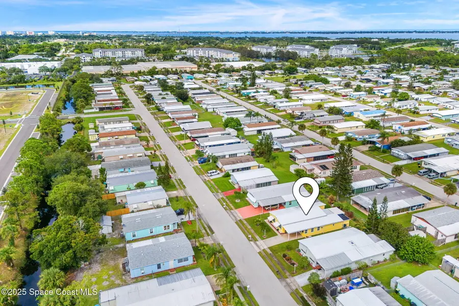 1885 Mango Street Ne, Palm Bay, FL 32905 - Image #2