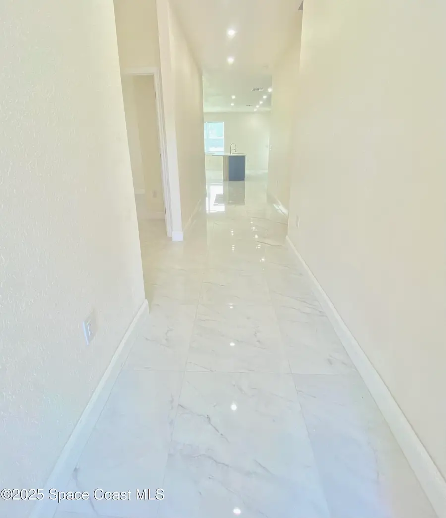 274 Hoffer Avenue Nw, Palm Bay, FL 32907 - Image #3