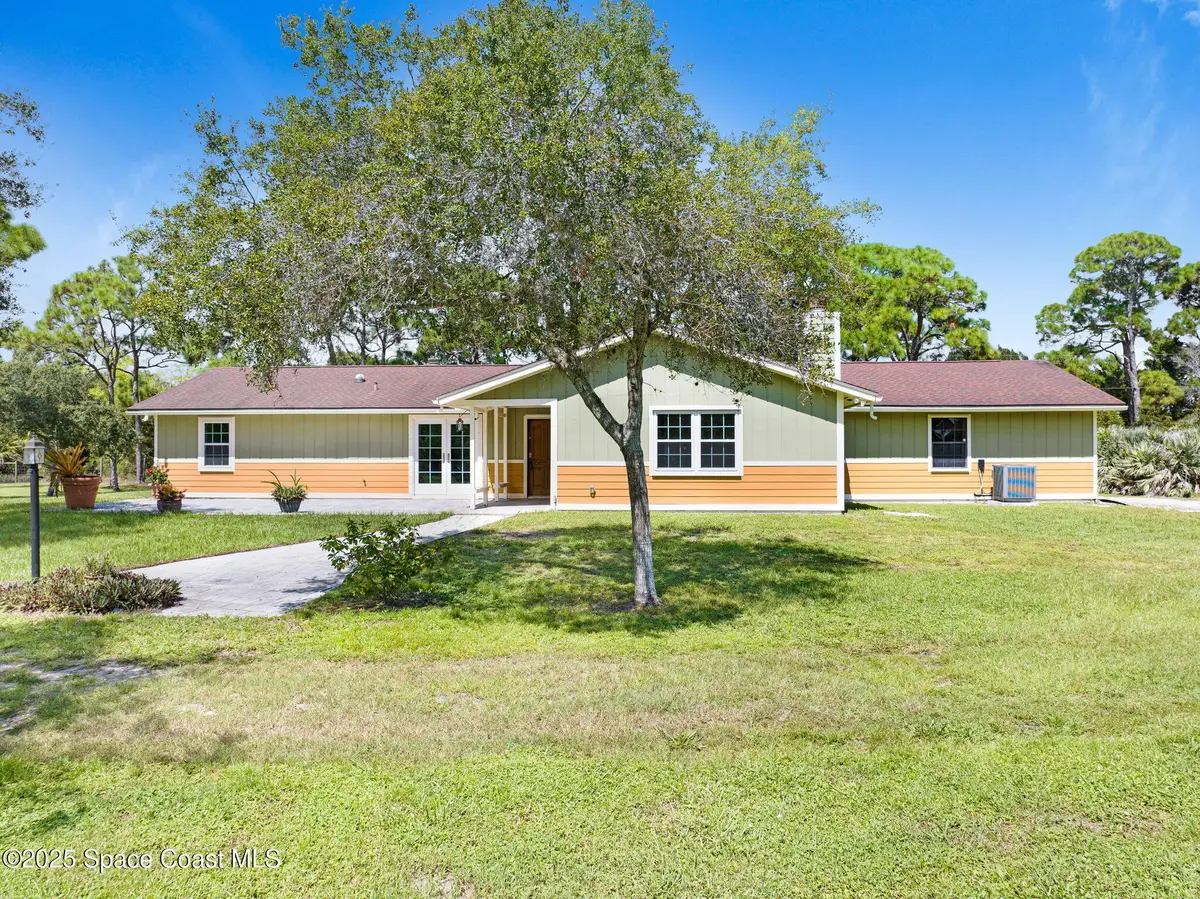 6570 Whispering Pines Lane, Grant, FL 32949 - Image #1