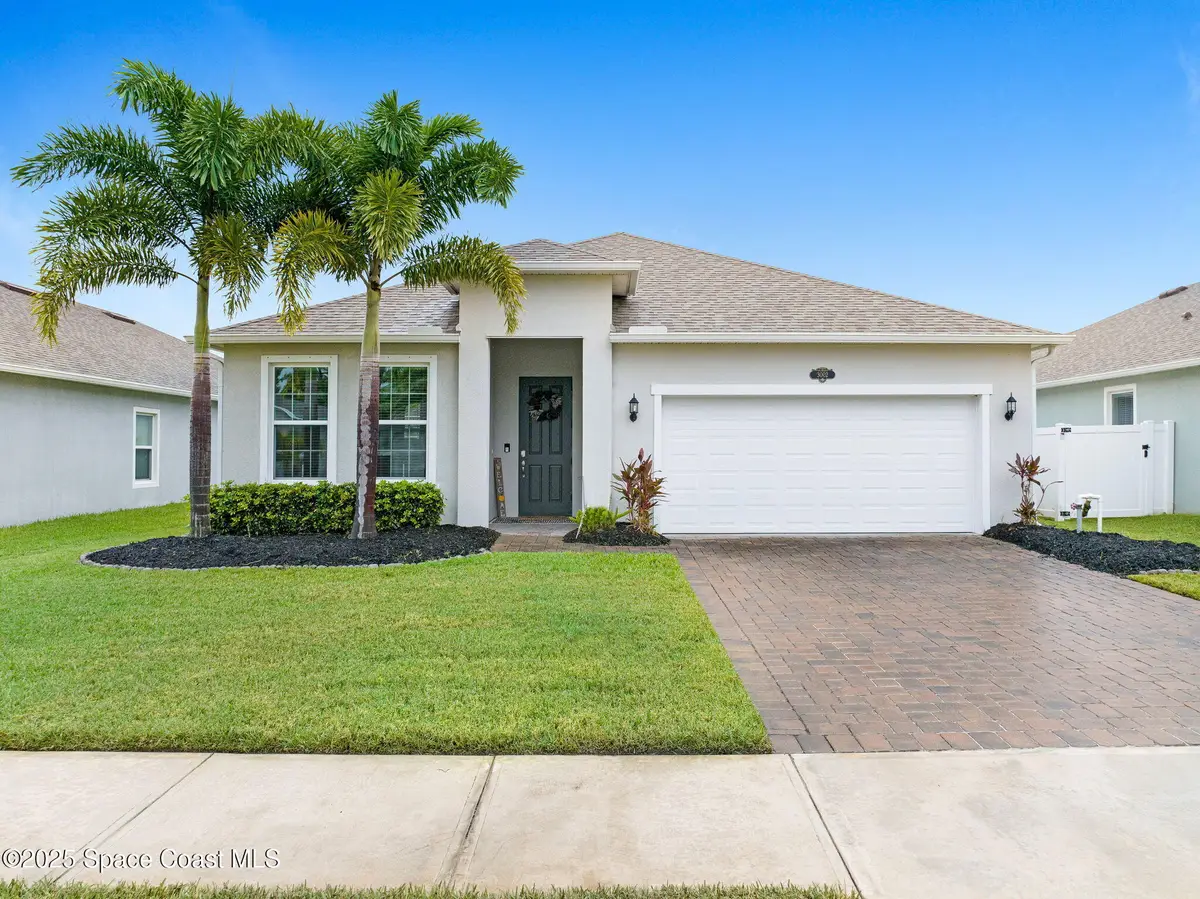 3002 Bobby Jones Street, West Melbourne, FL 32904 - Image #1