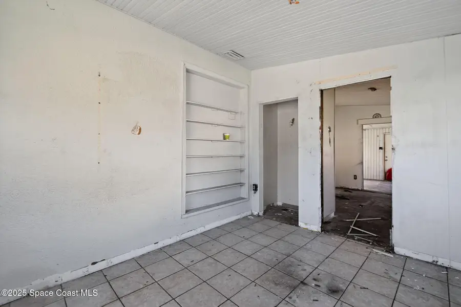 401 Poinciana Drive, Melbourne, FL 32935 - Image #3