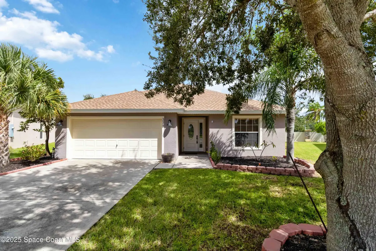 377 Wishing Well Circle Sw, Palm Bay, FL 32908 - Image #1