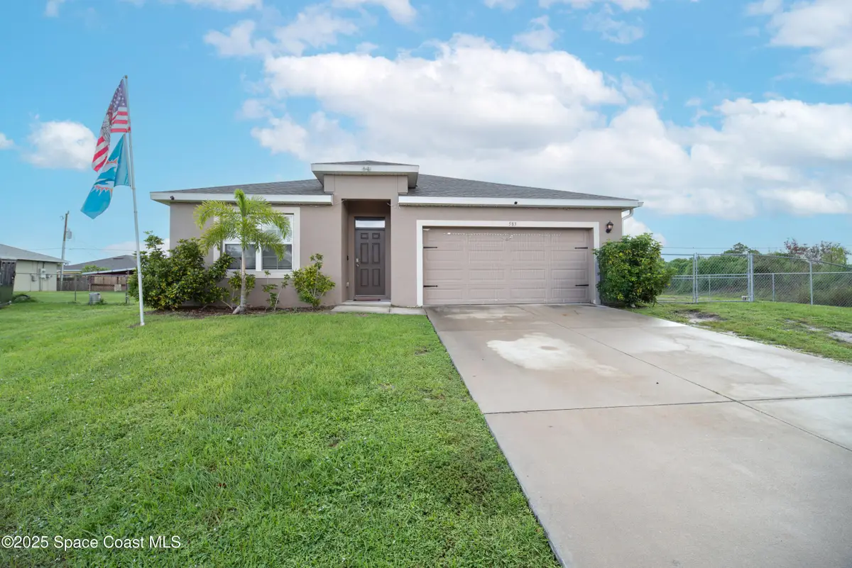 583 Octavius Road Sw, Palm Bay, FL 32908 - Image #1