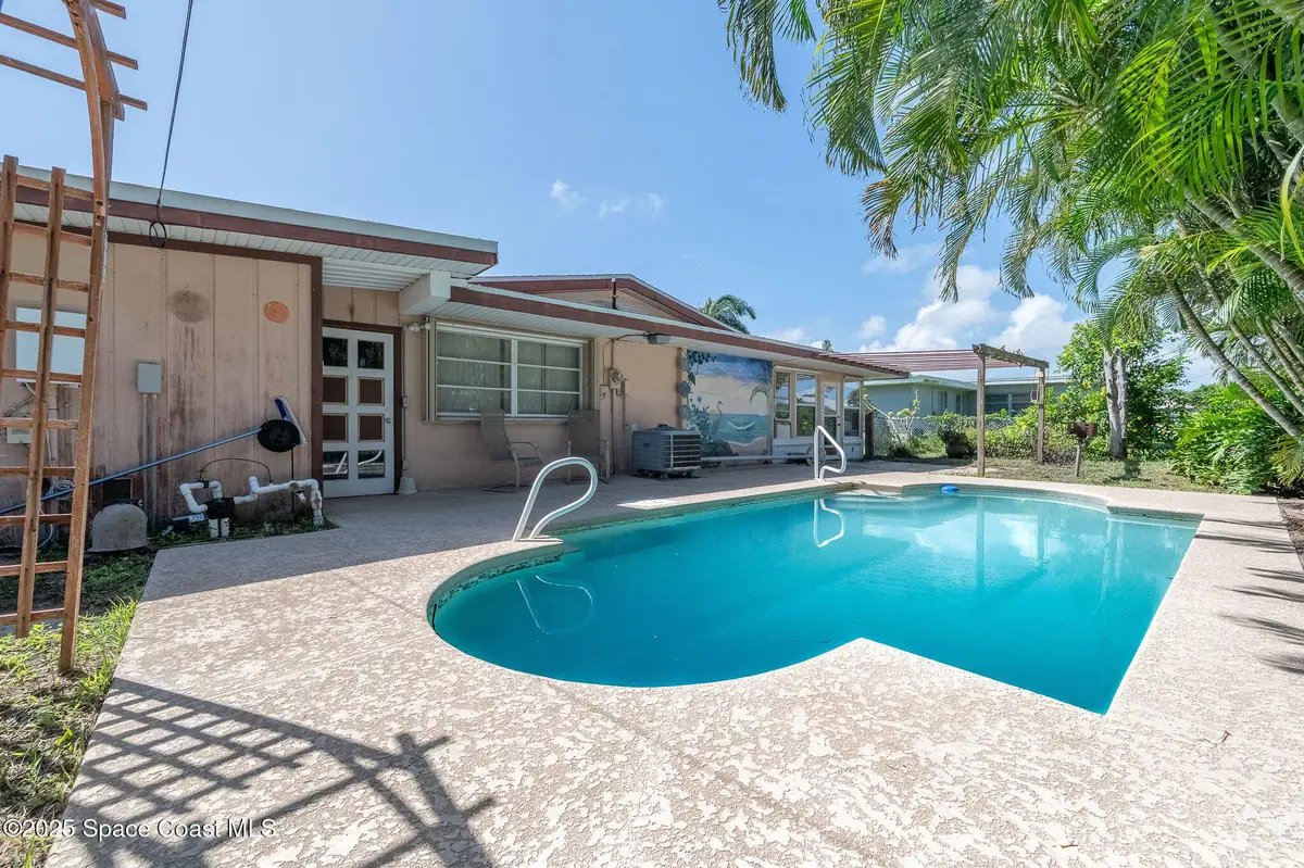 756 Bianca Drive Ne, Palm Bay, FL 32905 - Image #1