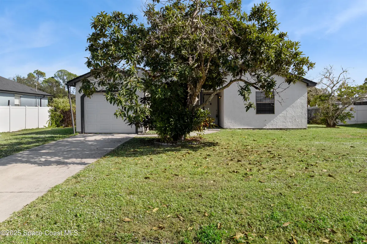 2861 Detached Circle Se, Palm Bay, FL 32909 - #1