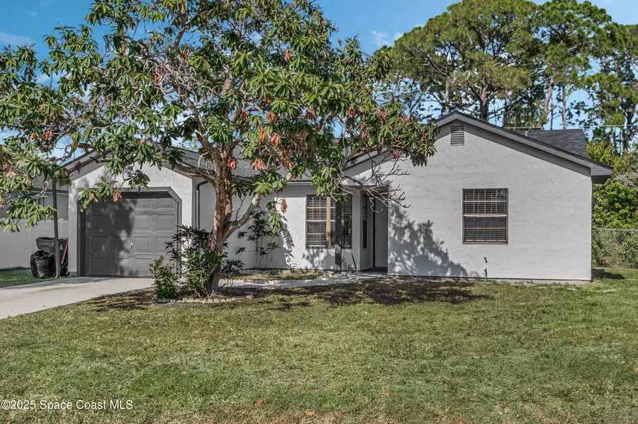 2861 Detached Circle Se, Palm Bay, FL 32909 - #2