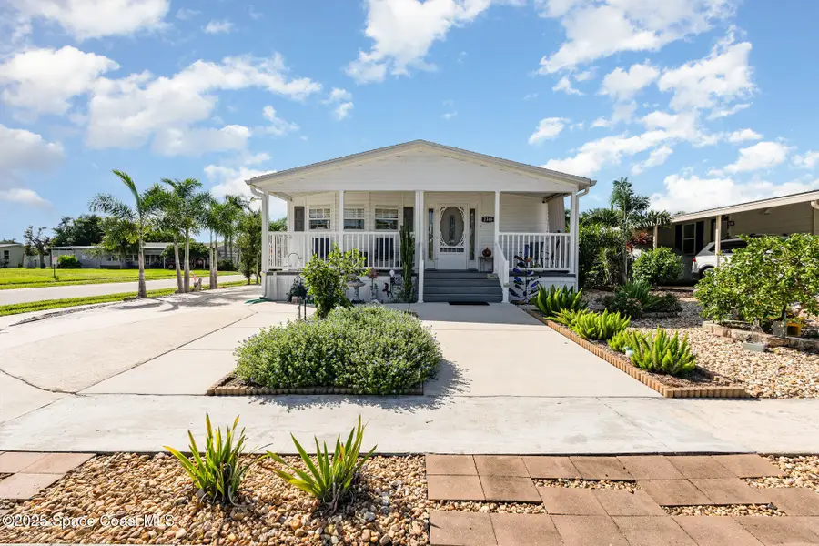 2346 Coconut Palm Drive Ne, Palm Bay, FL 32905 - Image #2