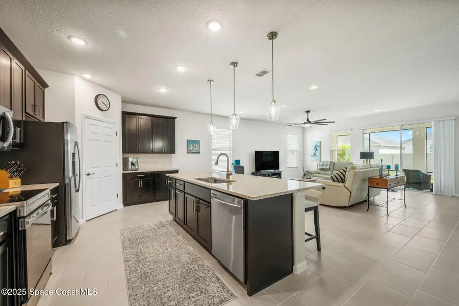 2480 Roygaris Street Nw, Palm Bay, FL 32907 - Image #3