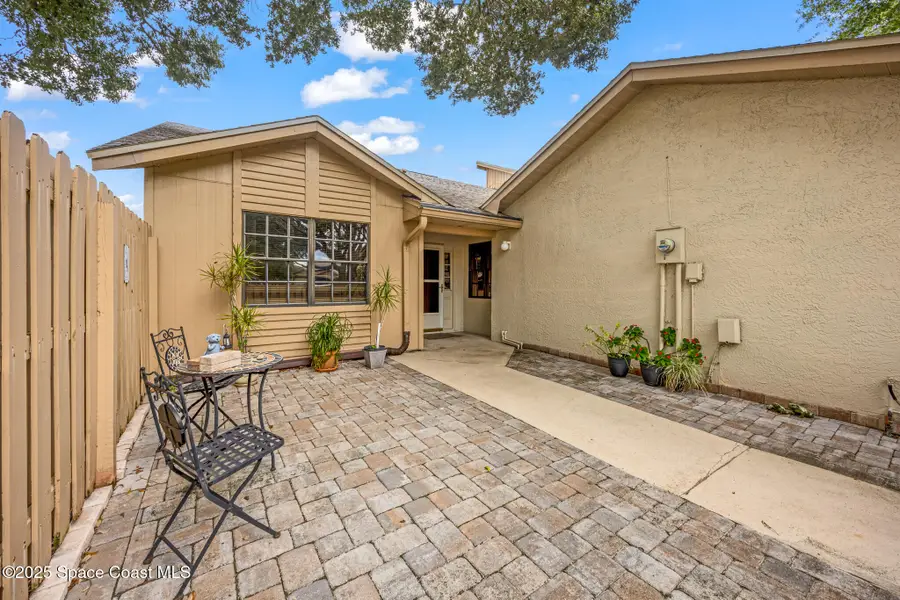 1311 Island Green Drive Ne #B2-12, Palm Bay, FL 32905 - Image #2