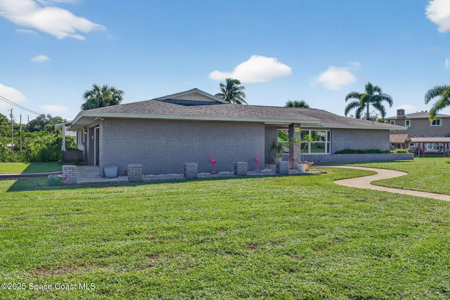 1040 Carrigan Boulevard, Merritt Island, FL 32952 - Image #2