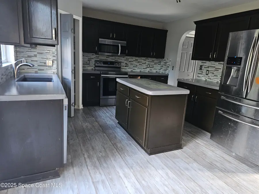 1855 Oak Court Nw, Palm Bay, FL 32907 - Image #2