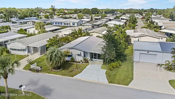 433 Marlin Circle, Barefoot Bay, FL 32976