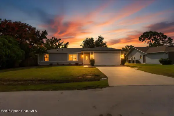 1486 Giles Street Nw, Palm Bay, FL 32907