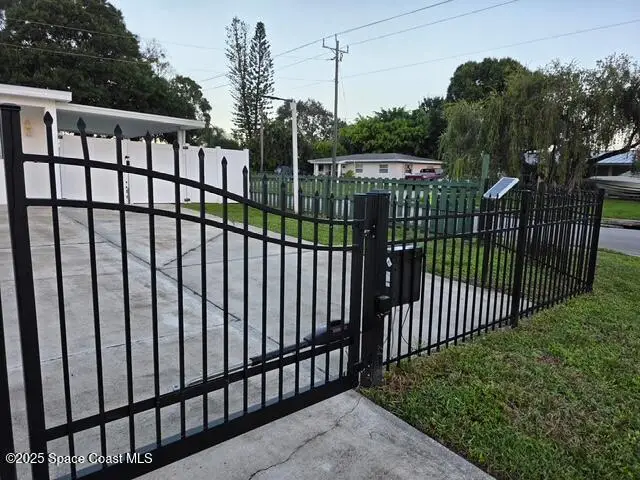 676 Cheyenne Avenue, Melbourne, FL 32935 - Image #3