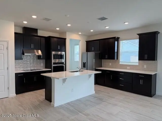 938 Soleway Avenue Nw, Palm Bay, FL 32907 - Image #2