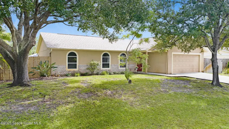 273 Jacaranda Avenue Nw, Palm Bay, FL 32907 - Image #2