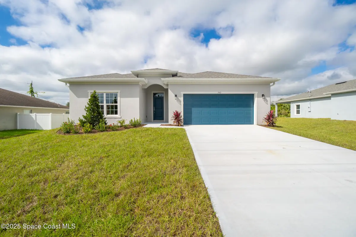 542 De Groodt Road Sw, Palm Bay, FL 32908 - Image #1