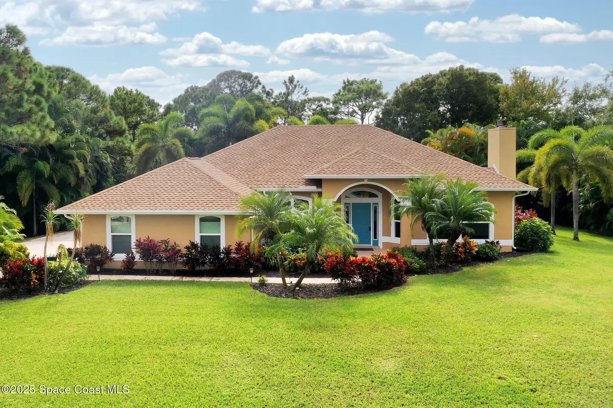 4580 Hunters Run Circle, Grant, FL 32949 - Image #1