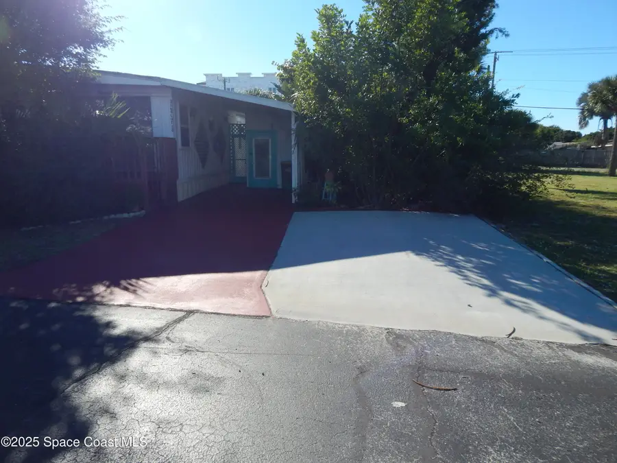 3164 Indian River Drive Ne, Palm Bay, FL 32905 - Image #2