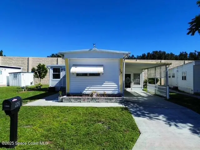 228 Holiday Park Boulevard Ne, Palm Bay, FL 32907 - Image #1