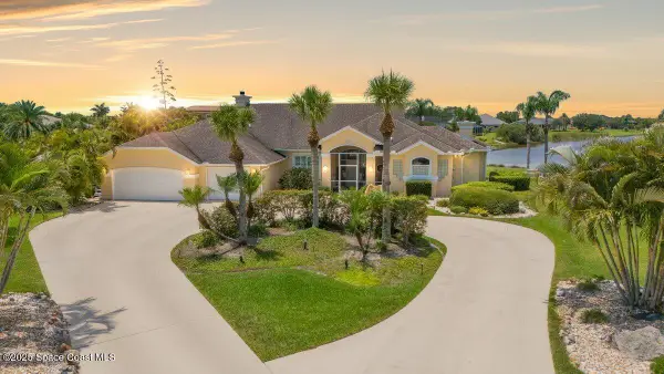 897 Belmont Place, Rockledge, FL 32955