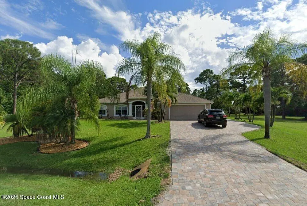 7100 Hacienda Drive, Grant, FL 32949 - Image #1