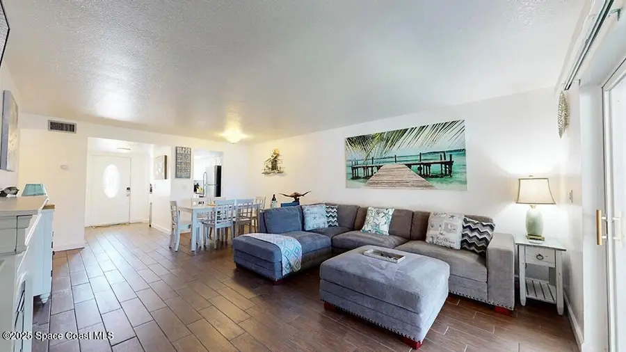 212 Cleveland Avenue, Cocoa Beach, FL 32931 - Image #2