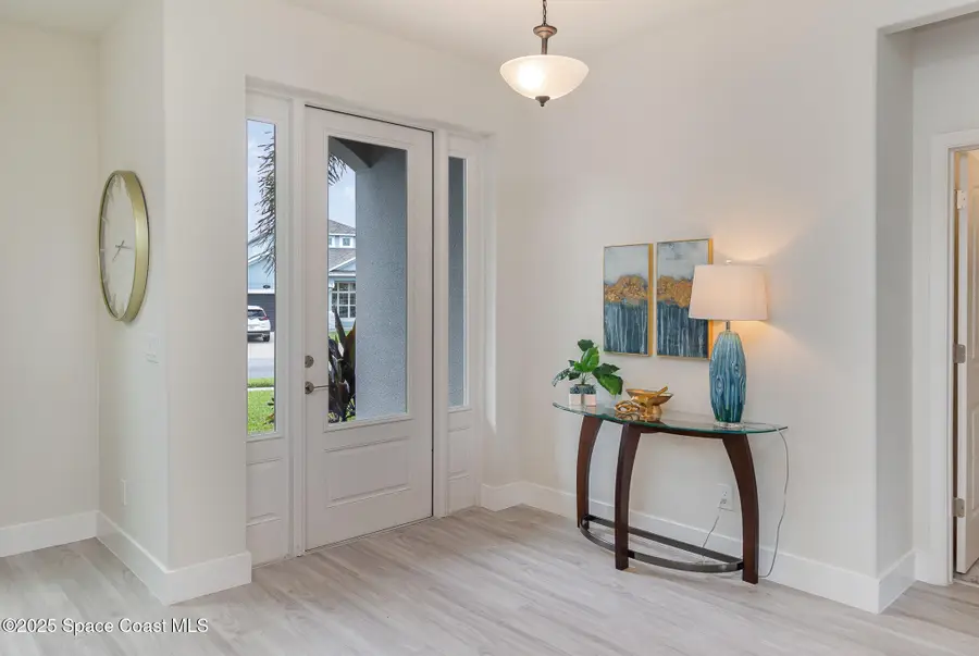 1982 Killian Drive Ne, Palm Bay, FL 32905 - Image #2