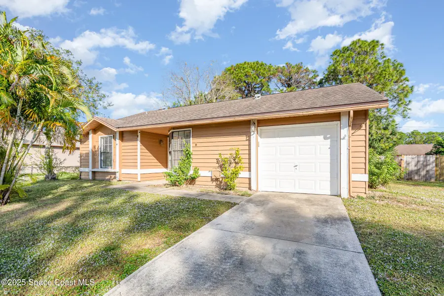 1193 Kenmore Street Nw, Palm Bay, FL 32907 - Image #2