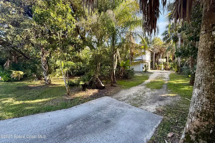 111 Seagrape Road, Melbourne Beach, FL 32951 - Image #2