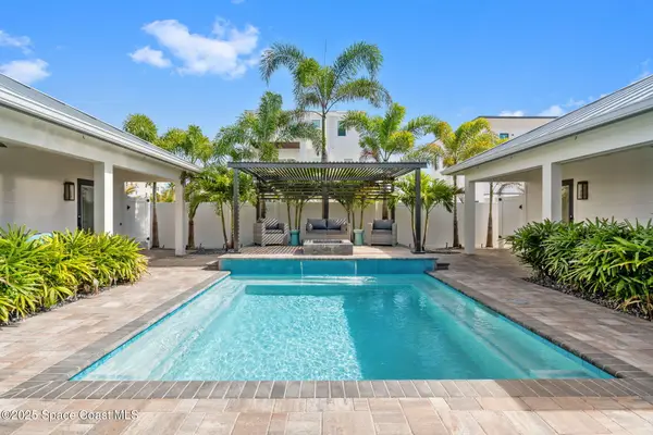 2021 S Orlando Avenue, Cocoa Beach, FL 32931