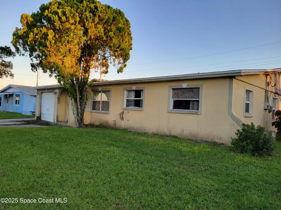 909 Almond Boulevard, Melbourne, FL 32901 - Image #2