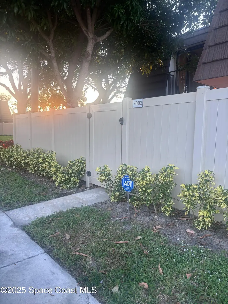 7002 70th Way #7002, West Palm Beach, FL 33407 - Image #2