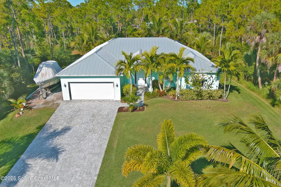 4060 Edisto Drive, Grant, FL 32949 - Image #2