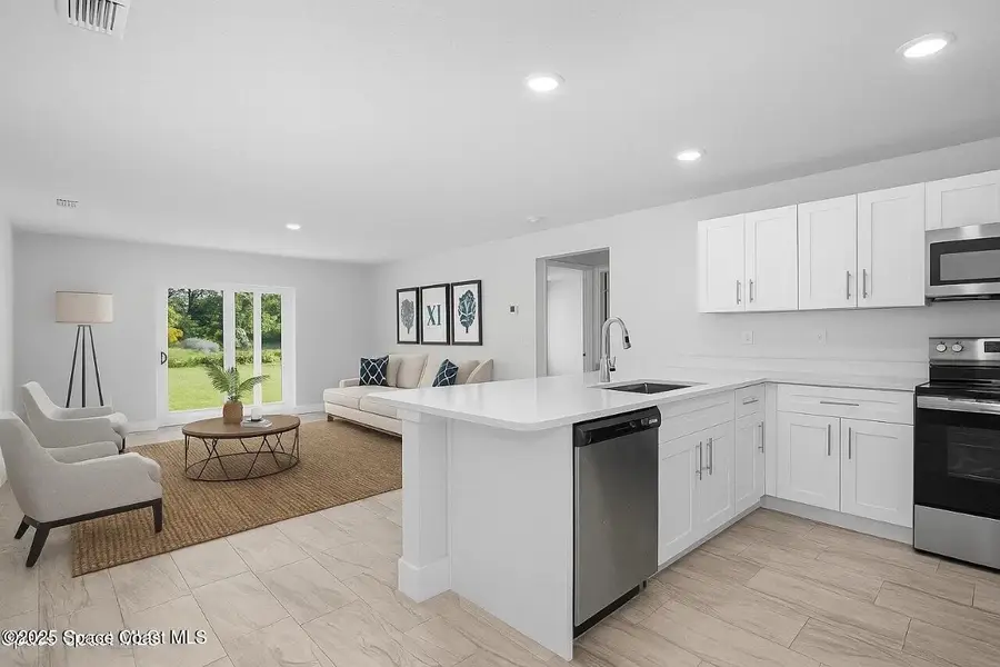 556 Plumbago Road Nw, Palm Bay, FL 32907 - Image #3