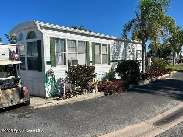 821 Galaxy Lane, Melbourne Beach, FL 32951