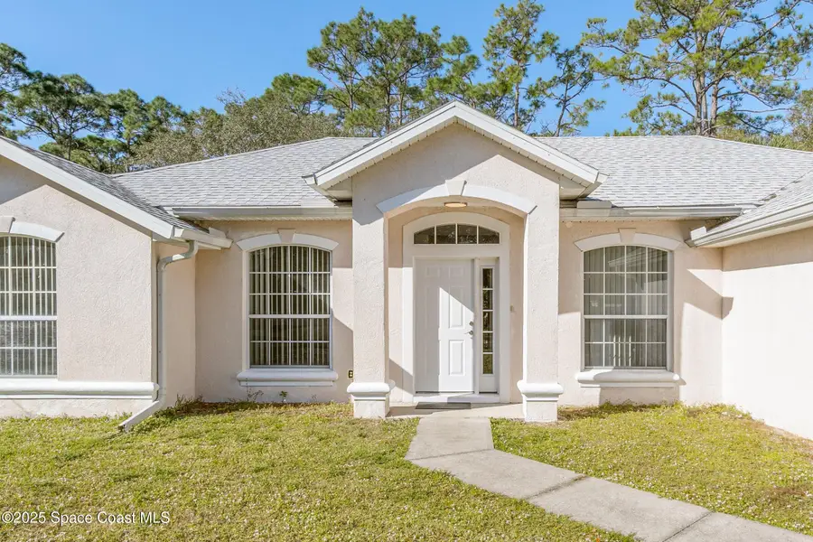152 Greenbrier Avenue Nw, Palm Bay, FL 32907 - Image #3