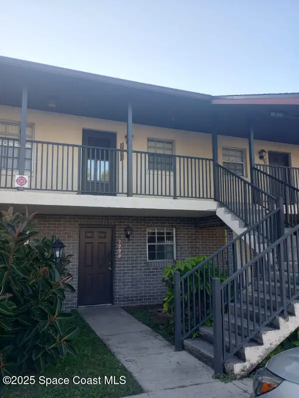 2997 Sir Hamilton Circle #10, Titusville, FL 32780