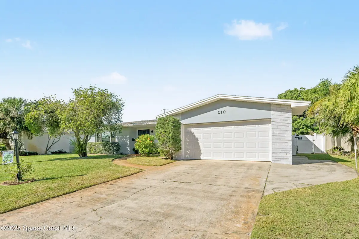 210 Villa Del Mar Way, Satellite Beach, FL 32937 - Image #1