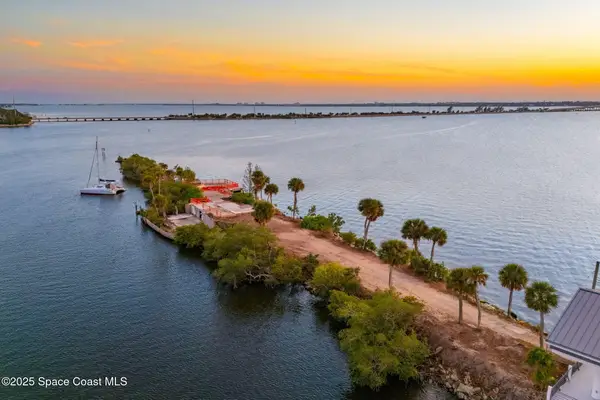 11680 Point Drive, Merritt Island, FL 32952