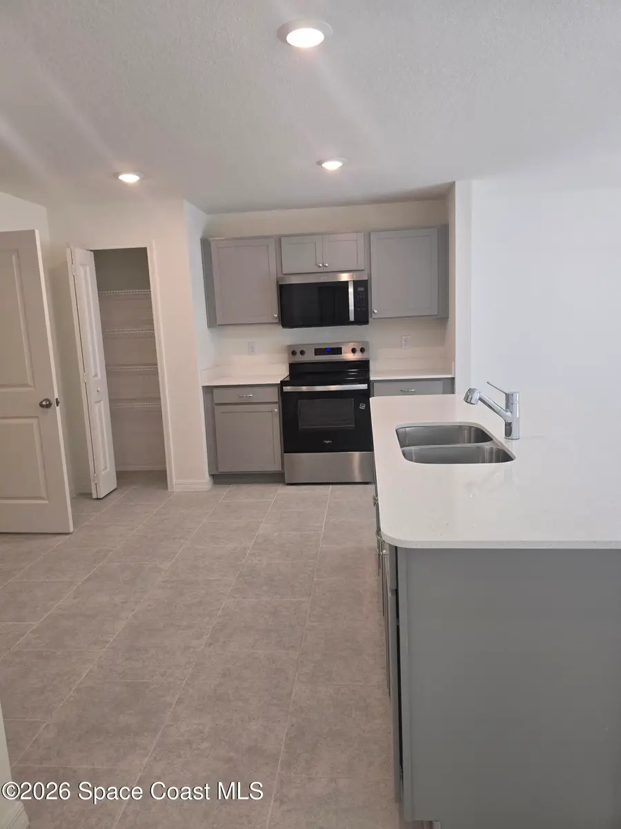 941 SW Richmond Circle Sw, Palm Bay, FL 32908 - #3