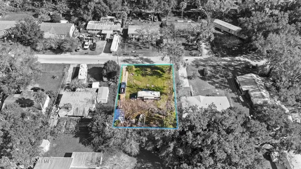 2450 Wildwood Drive, Mims, FL 32754