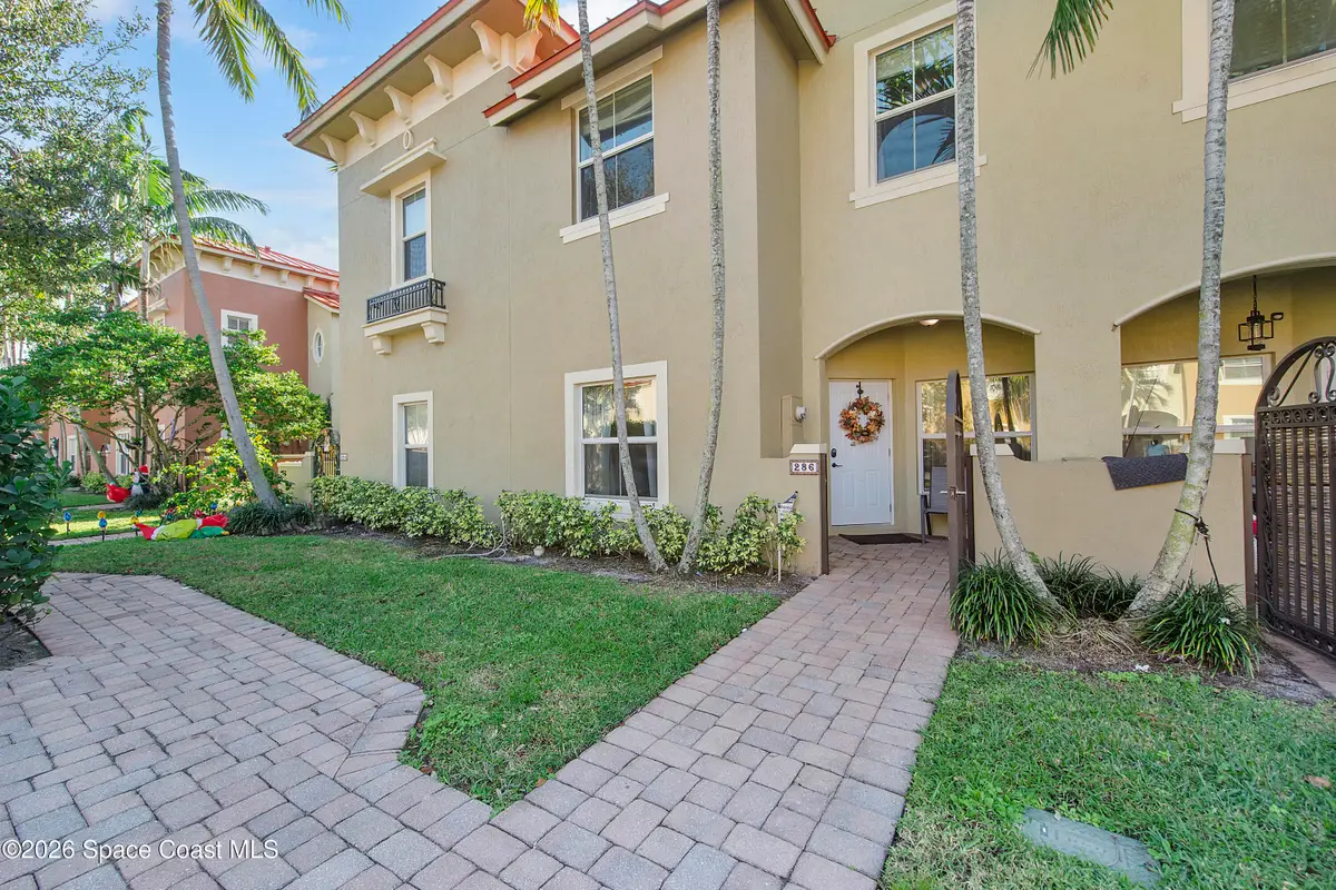 286 Lake Monterey Circle, Boynton Beach, FL 33426 - Image #1