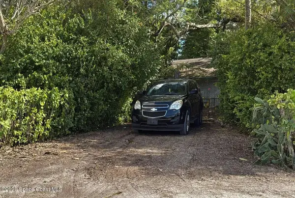 470 63rd Trail N, West Palm Beach, FL 33415