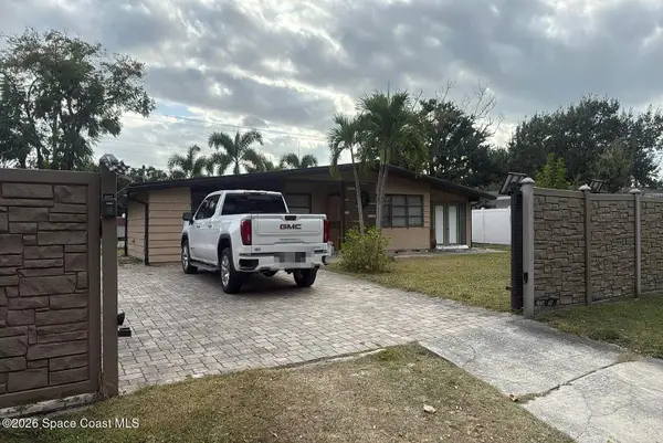 2762 Nancy Street, Sarasota, FL 34238