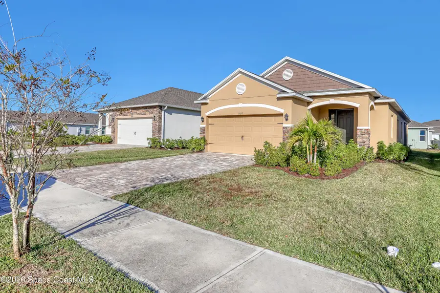 1037 Canfield Circle Se, Palm Bay, FL 32909 - Image #3