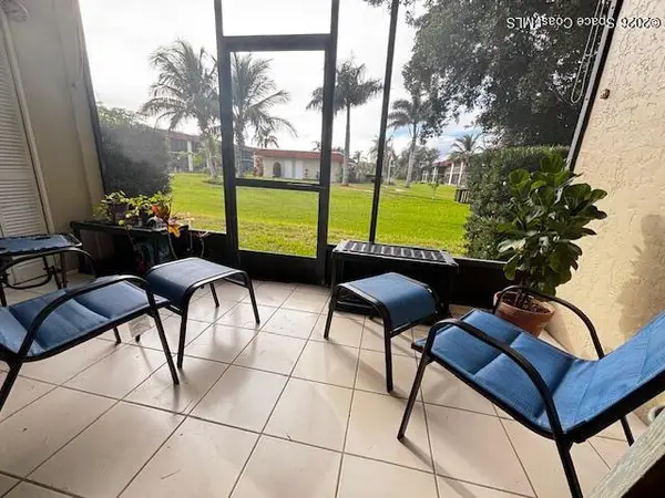 201 St Lucie Lane #304, Cocoa Beach, FL 32931